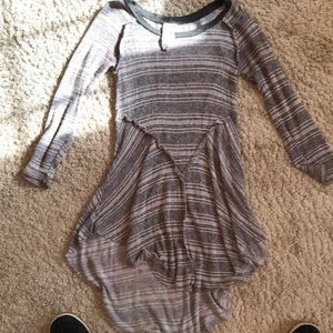 3/4 sleeve light sweater/tunic